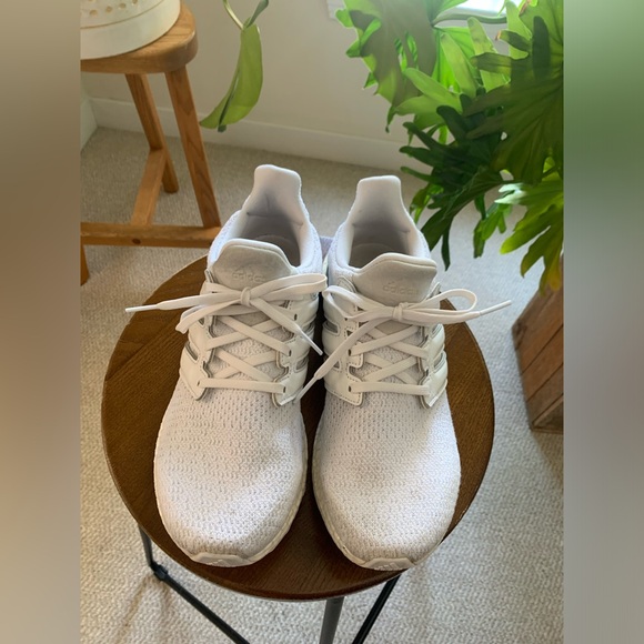 Adidas UltraBoost Shoes - Picture 2 of 3
